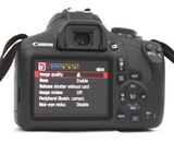 Cámara Canon Eos 2000D - Negro 24,2 Megapíxeles Lente 18-55mm (G)