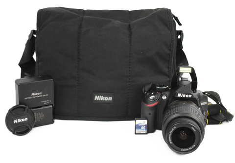 Cámara Nikon D3200 24.2 Megapíxeles Lente 18-55 (G)